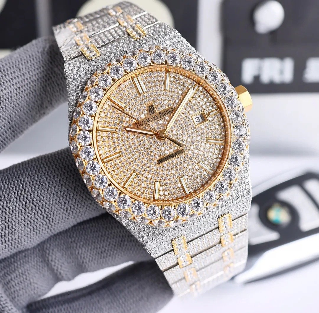 Audemars Piguet Classic Gold Fusion Watch - Image 4